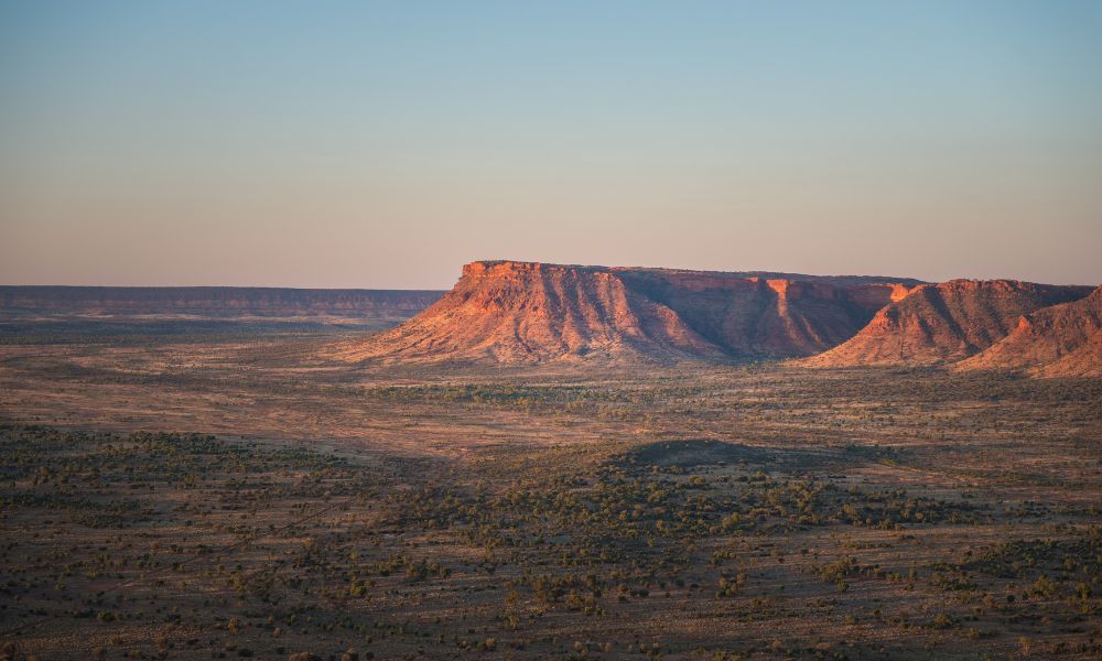 Kings Canyon and George Gill Range Helicopter Scenic Flight, 30 Minutes