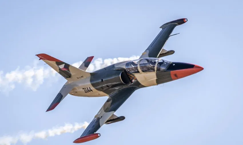 L-39 Jet Fighter Adventure - 25 minutes - Archerfield Airport