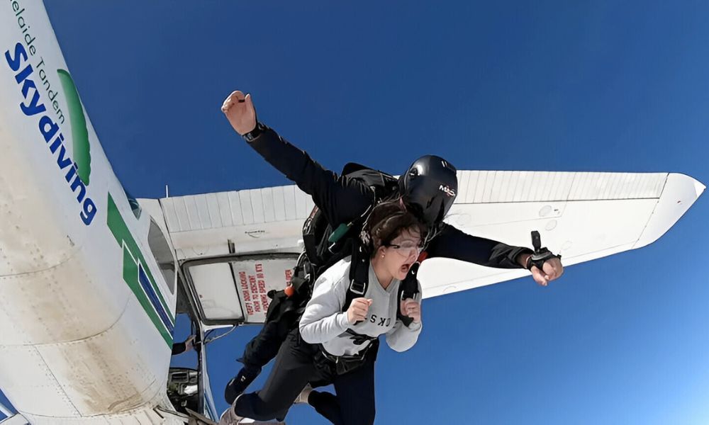 Tandem Skydive Up to 12,000ft, with Photos & Video - McLaren Vale 