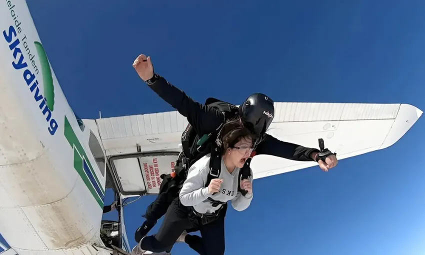 Tandem Skydive Up to 12,000ft, with Photos & Video - McLaren Vale 