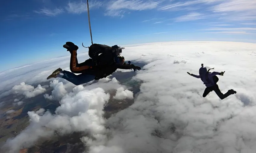 Tandem Skydive Up To 10,000ft, with Photos & Video - McLaren Vale 