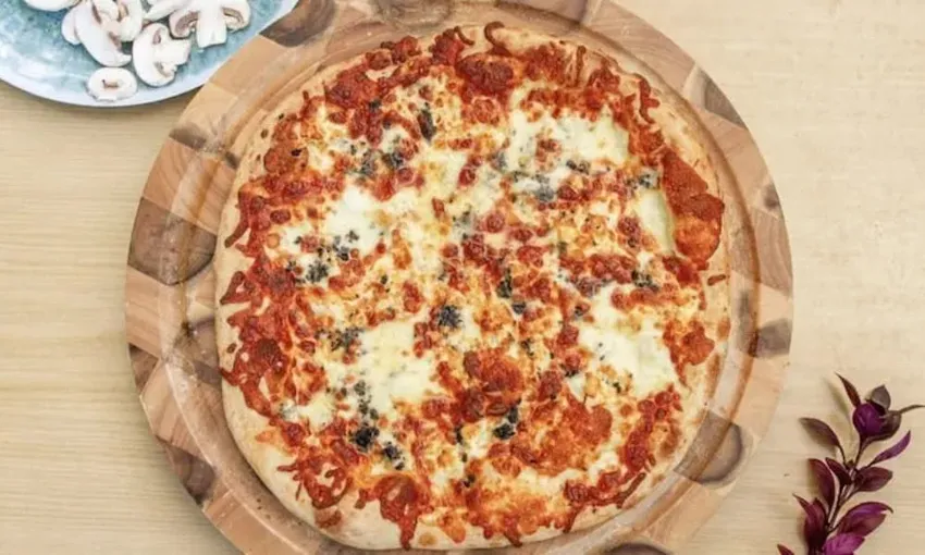 18 Hole Mini Golf Family Game and Pizza - Perth - For 4