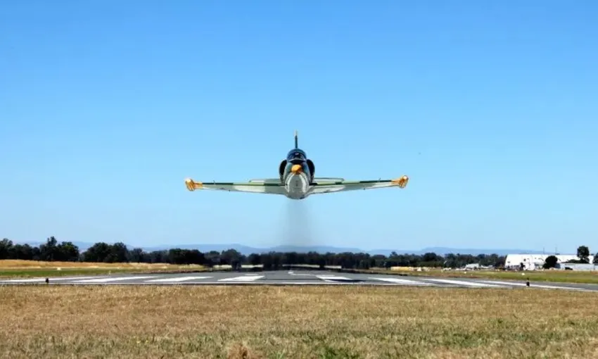 Jet Fighter Close Air Support Mission, 25 Minutes - Wangaratta