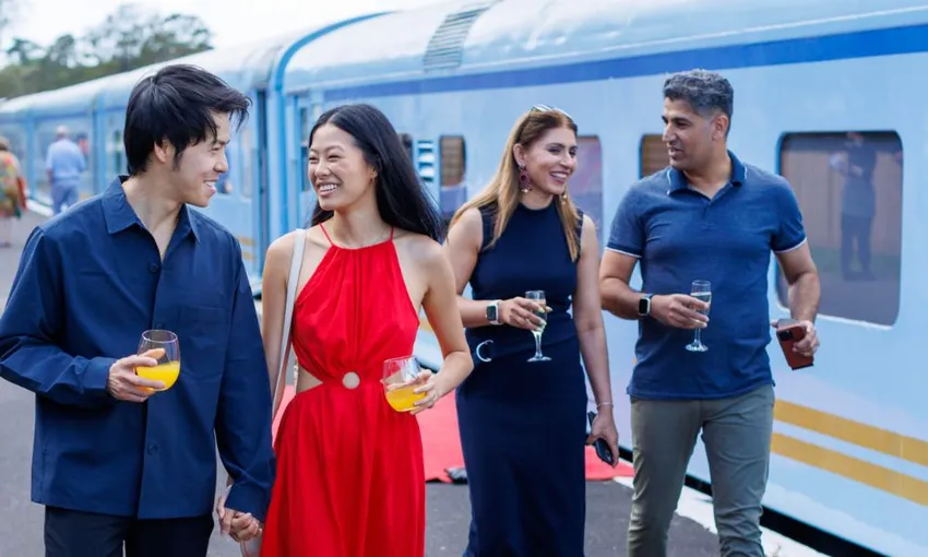 First Class Q Train Dining Experience Departing Drysdale | Experience Oz
