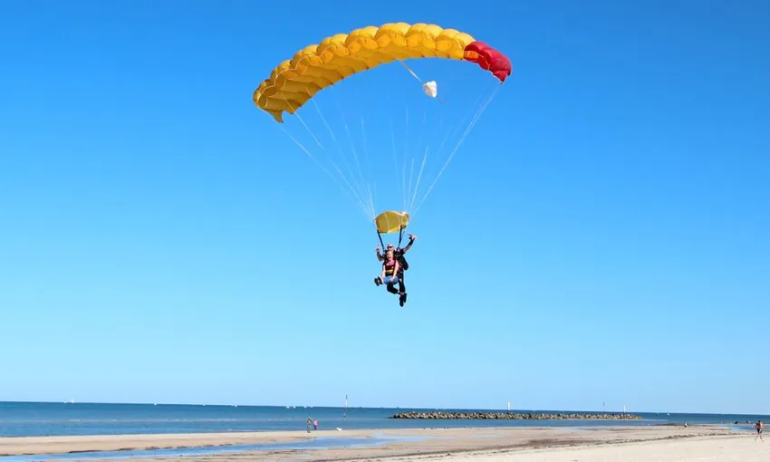 Tandem Skydive Up To 15,000ft - Semaphore Beach