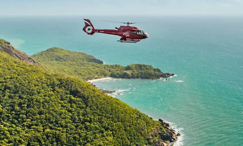 Great Barrier Reef and Rainforest Scenic Flight, 45 Minutes - Cairns