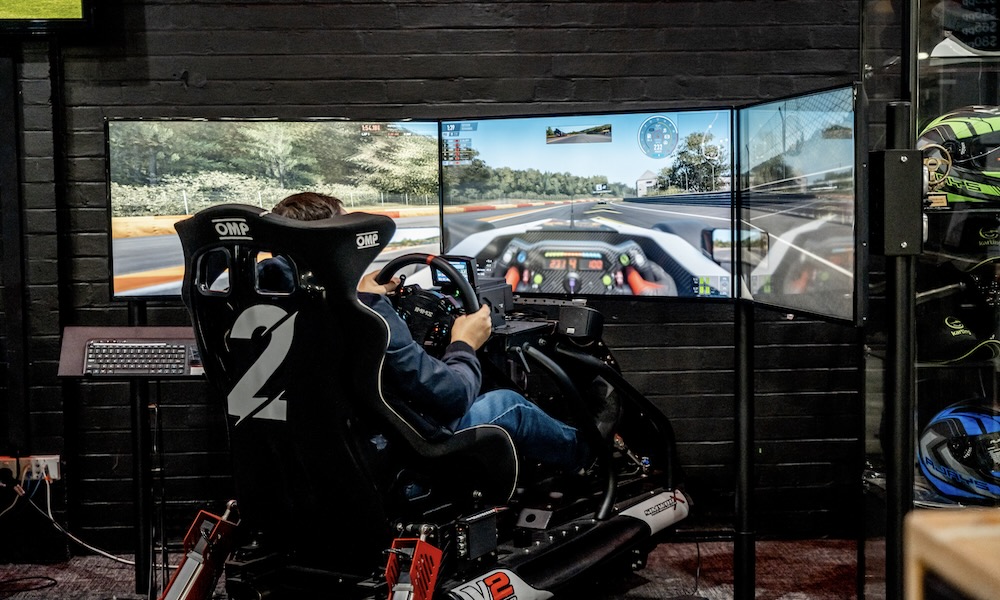 Bankstown Airport V8 Racing Simulator, 1 Hour 