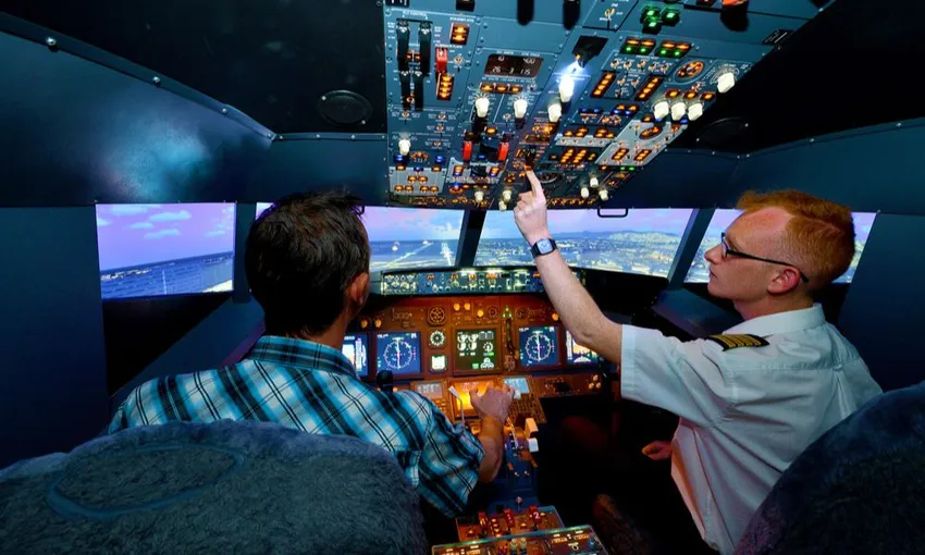 Boeing 737-800 Flight Simulator - Brisbane