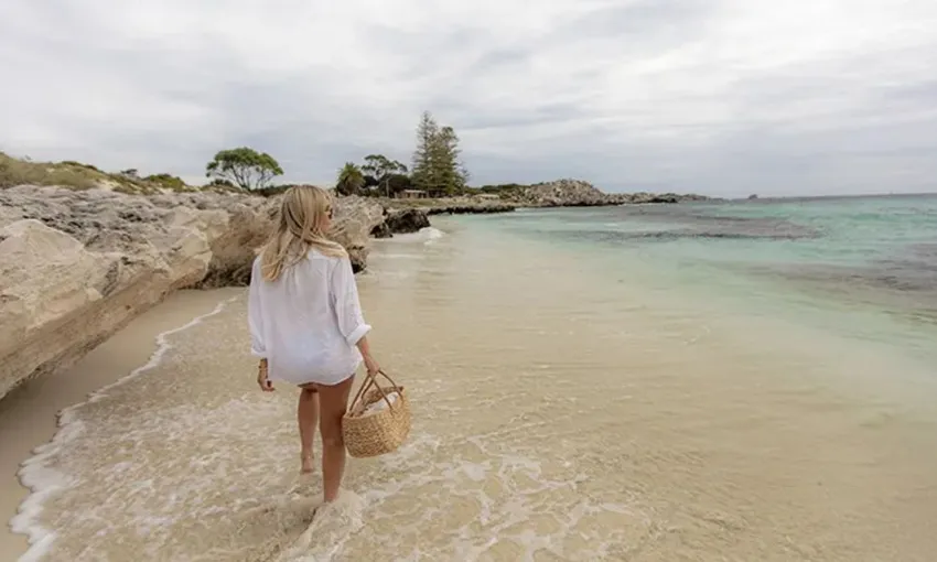 Rottnest Island Scenic Flight & Visit From Perth, Half Day