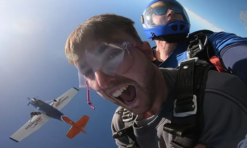 Tandem Skydive Over Bremerton Wines Up To 11,000ft - Langhorne Creek