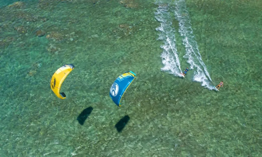 Kiteboarding Lesson on the Sunshine Coast - 4 Hours 