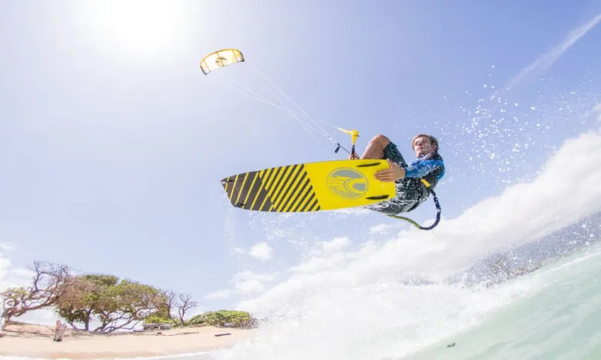 Kiteboarding Lesson on the Sunshine Coast - 4 Hours 