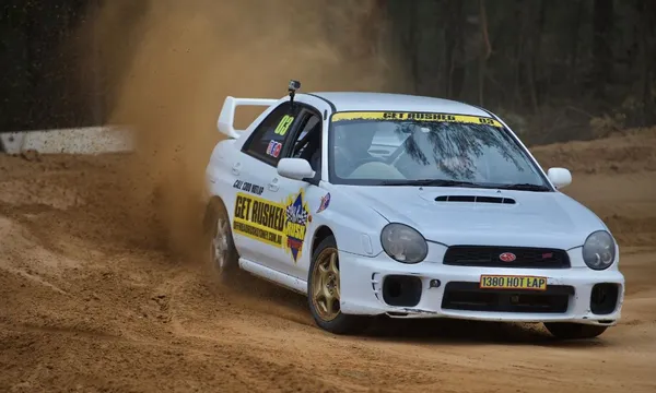 Avalon Suburu WRX Rally Drive, 8 Drive Laps + 1 V8 Buggy Hot Lap