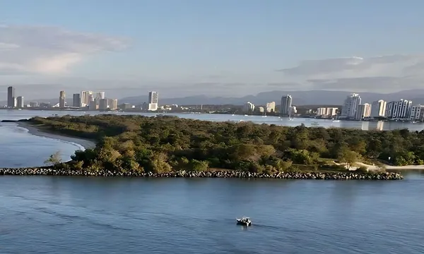 Gold Coast Broadwater Afternoon Sailing Cruise - 2 Hours