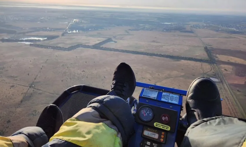 Aerochute Deluxe Training Flight, 25 Minutes - Melbourne