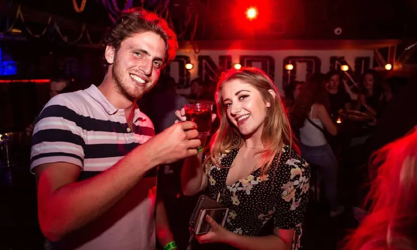 Queenstown Ultimate Bar Crawl Friday and Saturday Nights | Experience Oz
