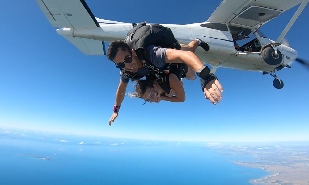 Tandem Skydive Up To 15,000ft - Airlie Beach 