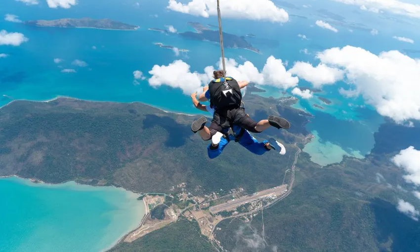 Tandem Skydive Up To 15,000ft with optional transfer - Whitehaven Beach