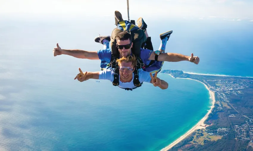  Tandem Skydive Up To 15,000ft, Weekday - Byron Bay