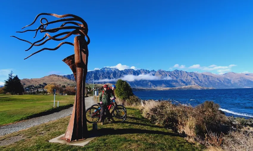 Ride to the Lake Guided Scenic eBike Tour | Experience Oz
