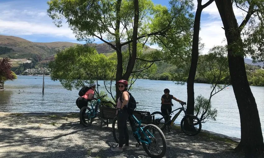Ride to the Lake Guided Scenic eBike Tour | Experience Oz