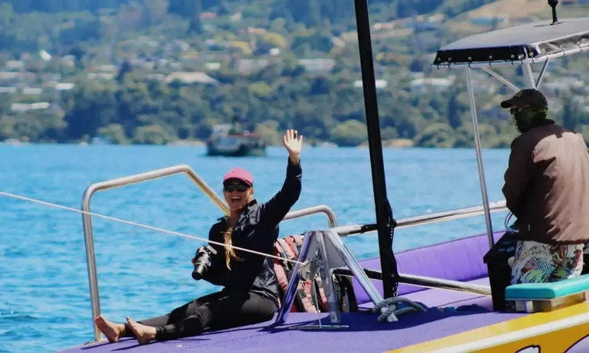 Lake Taupo Parasailing - 12 Minutes | Experience Oz