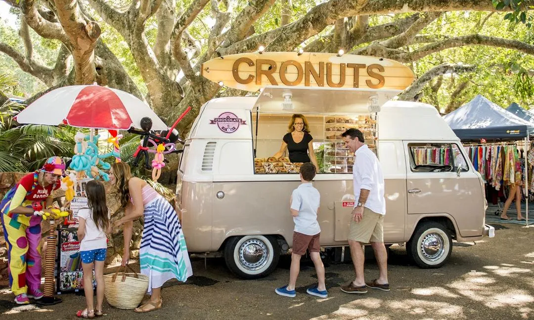 Eumundi Markets Return Transfers - Book Now | Experience Oz-2