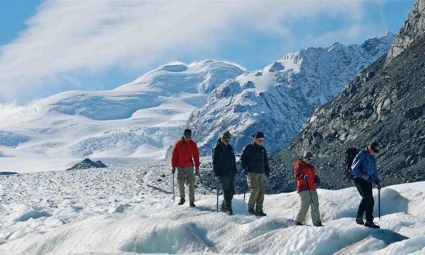 Mt Cook Bus Tour & Heli Hike from Queenstown | Experience Oz