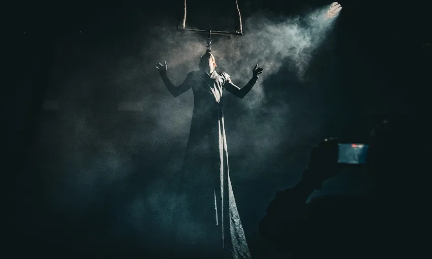 Dracula's Cabaret Dinner and Show Tickets