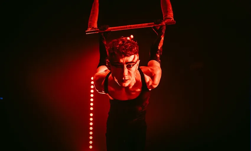 Dracula's Cabaret Dinner and Show Tickets