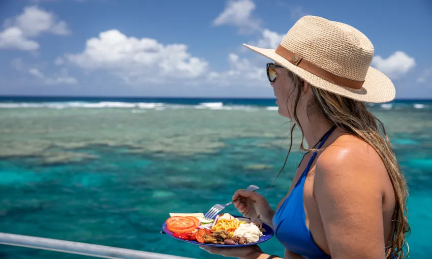 Great Barrier Reef Snorkel and Dive Cruise