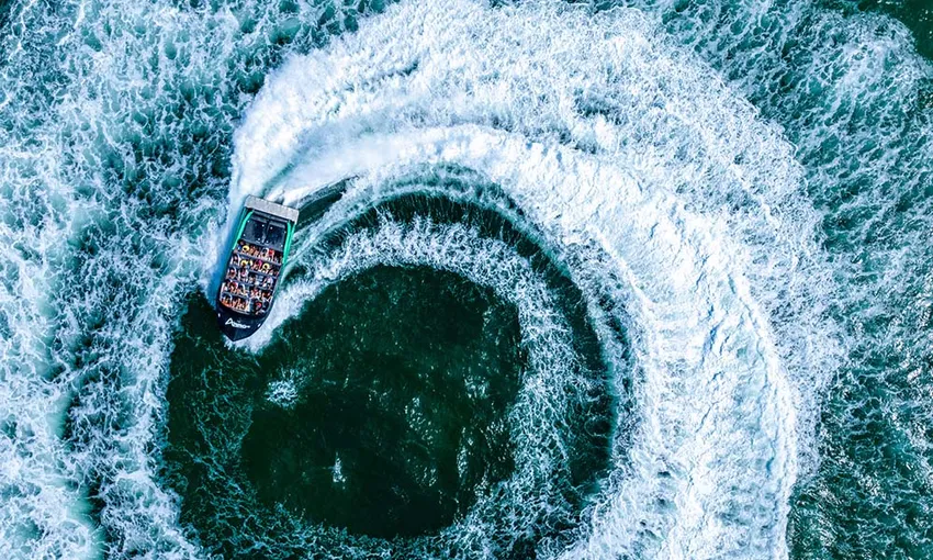 Gold Coast Hot Air Balloon with Arro Jet Boat Ride Combo