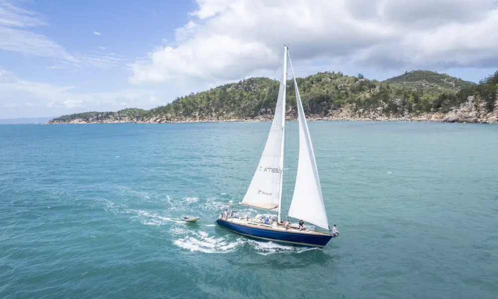 Magnetic Island Scenic Flight and Sailing Adventure | Experience Oz-1