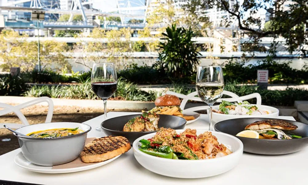 Queensland Art Gallery & Gallery of Modern Art Tour with Lunch | Experience Oz-3