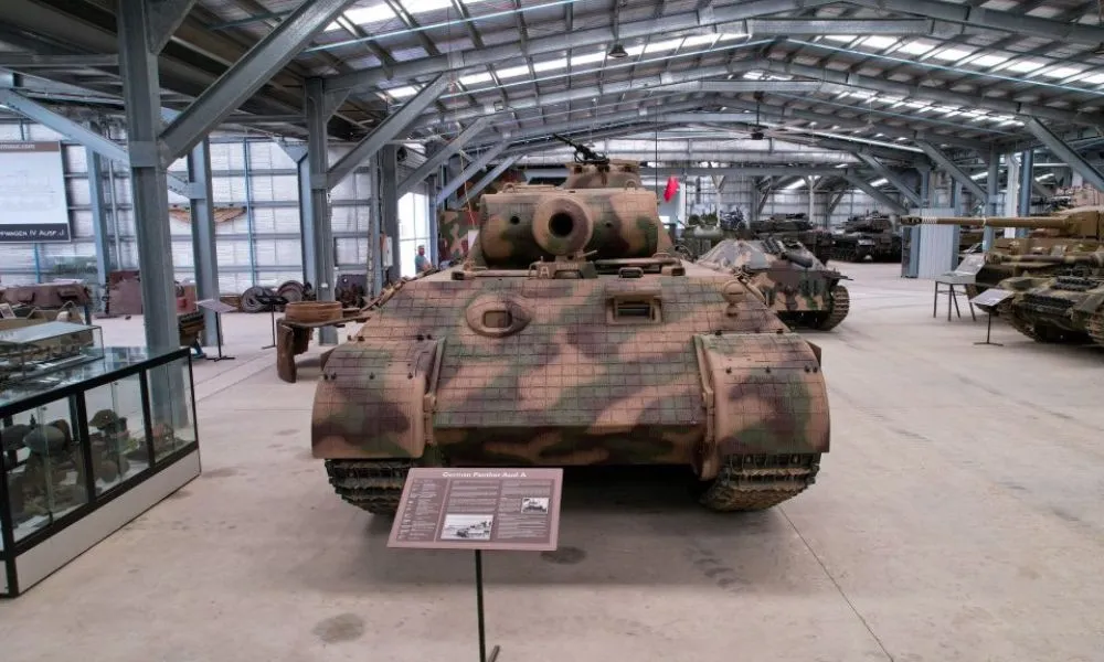 Australian Armour and Artillery Museum Tour | Experience Oz -4