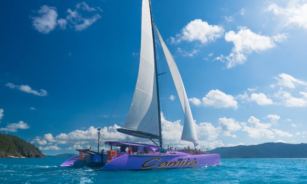 Full Day Sailing Tour to Whitehaven Beach with Snorkelling 