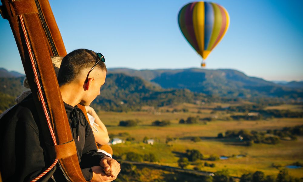 Byron Bay Sunrise Hot Air Balloon Flight & Breakfast at The Farm 