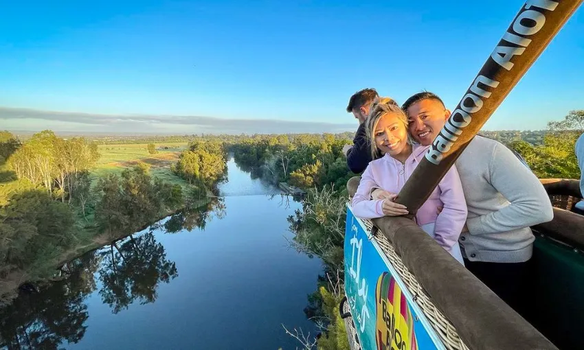 Sunrise Hot Air Balloon - Breakfast Included - Macarthur Region