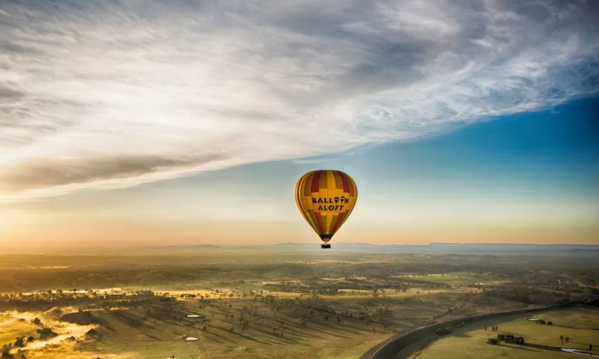 Sunrise Hot Air Balloon - Breakfast Included - Macarthur Region