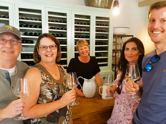 Martinborough Foodie 5-Hour Tour with Wine Tasting | Experience OZ