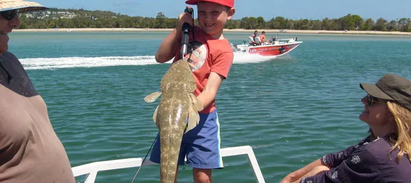 Fishing & Crabbing Adventure in Noosa - Half Day