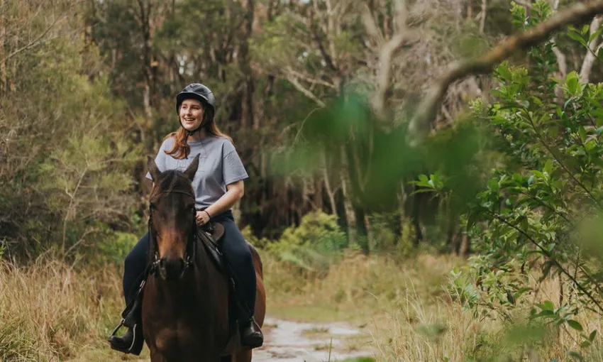 Byron Bay Guided Horse Trail Ride - 90 Minutes | Experience Oz