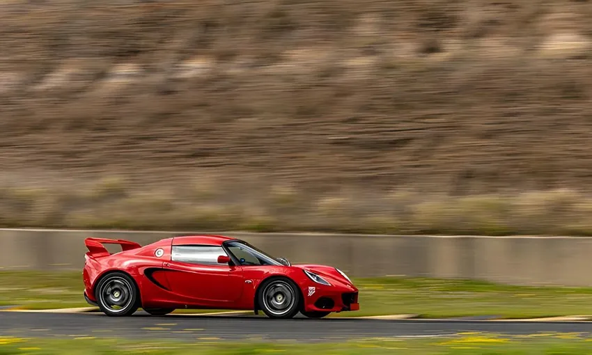 Melbourne Cavallo Ferrari Supercar Drive - 4 Laps
