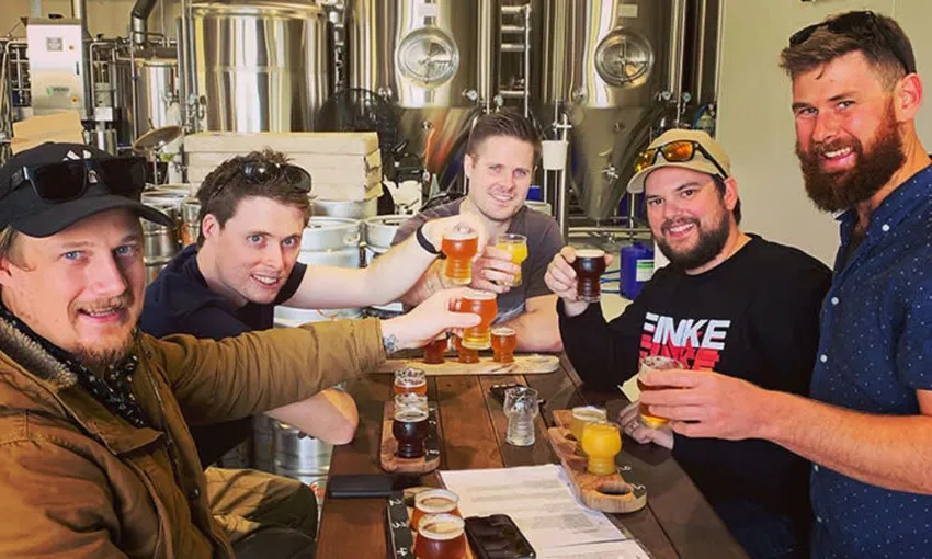 Byron Bay Brewery and Distillery Tour with Tastings and Lunch | Experience OZ