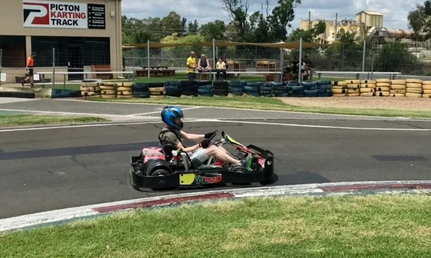 18HP Karting Challenge - 3 x 10 Minute Intervals - 17+ Years