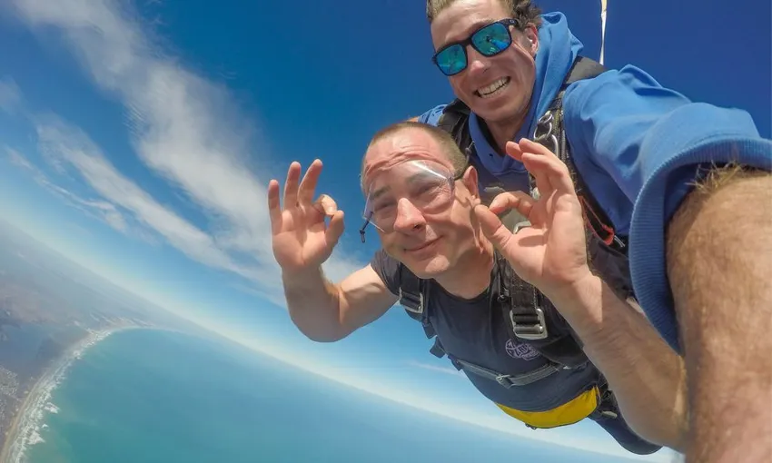 Tandem Skydive Up To 7,500ft - Goolwa 