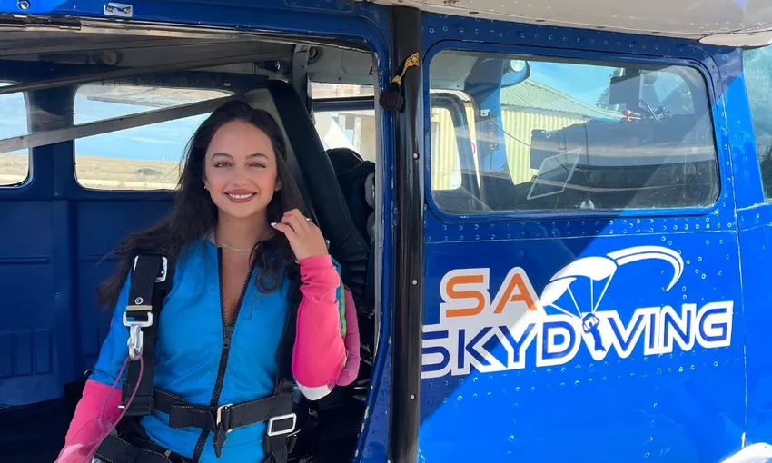 Tandem Skydive 7500ft - Langhorne Creek, SA