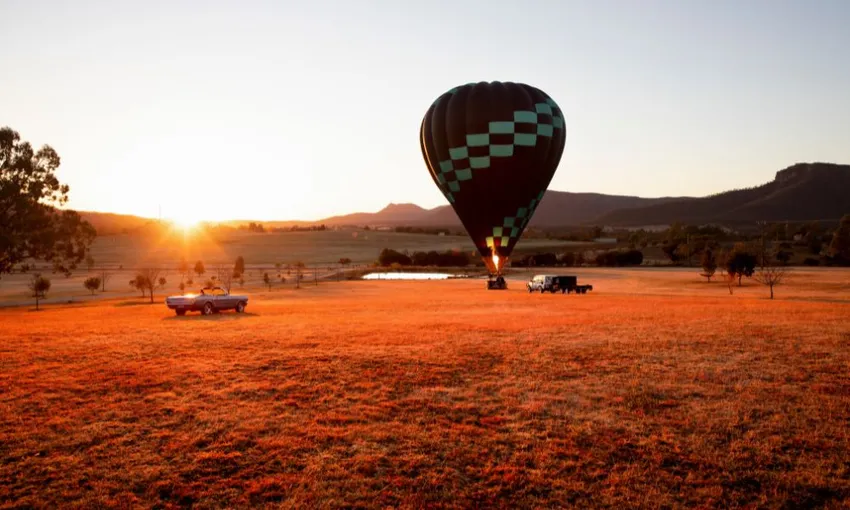 Private Hot Air Balloon with Champagne Breakfast - For 2 - Hunter Valley