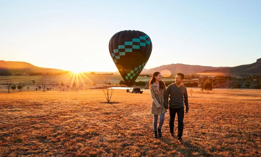 Private Hot Air Balloon with Champagne Breakfast - For 2 - Hunter Valley