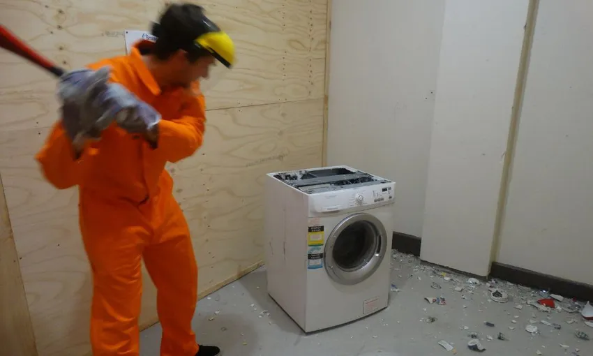  Wollongong Smash Room Experience, 15 Minutes